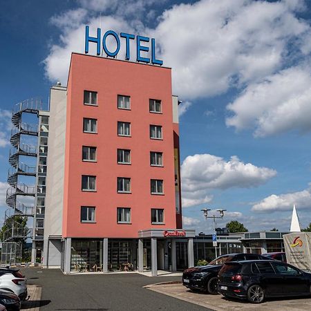Qualitel Wilnsdorf Hotel Exterior foto